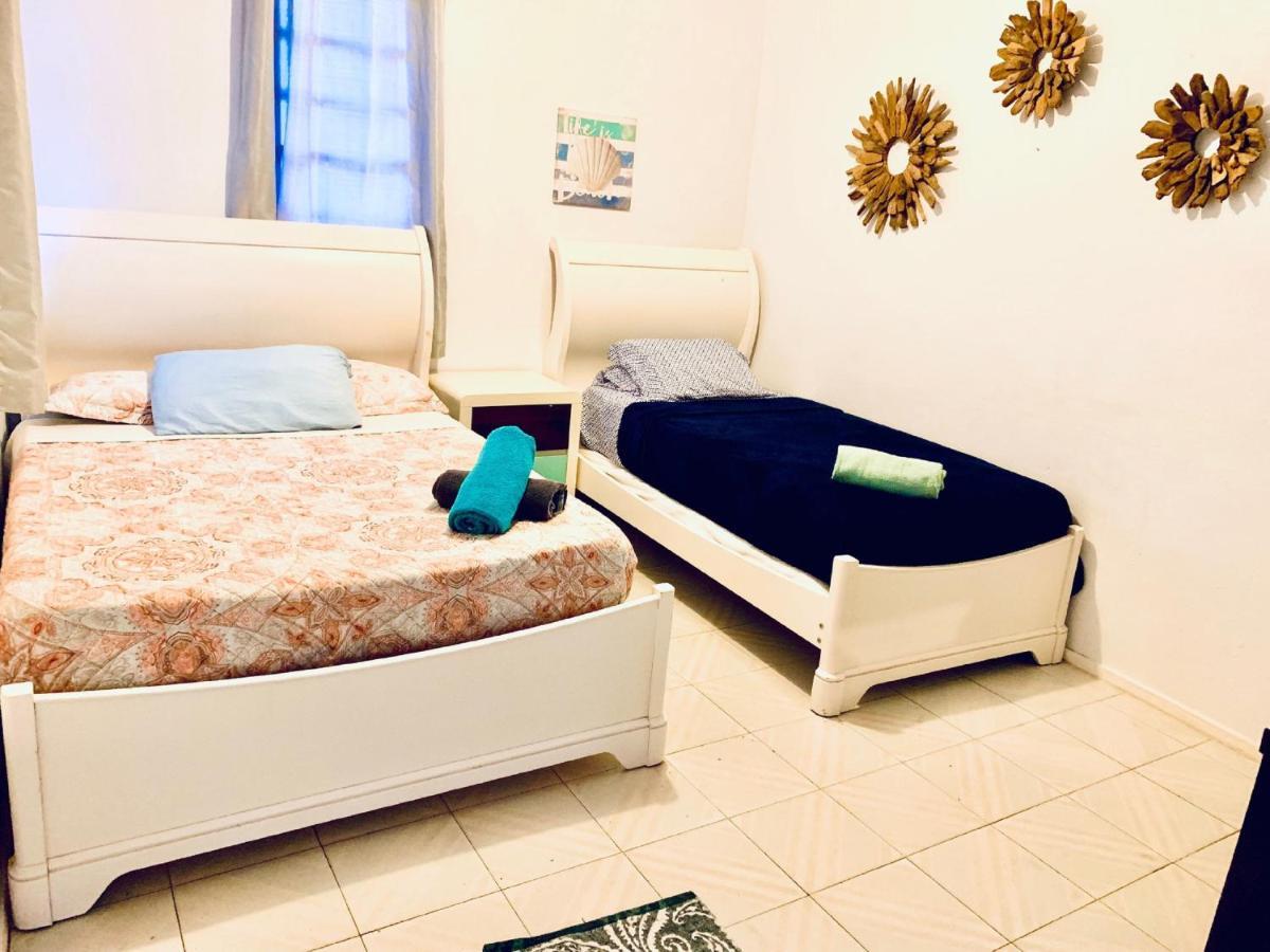 Coastal Express Inn & Suites #1 At 681 Ocean Drive Islote Pokoj fotografie